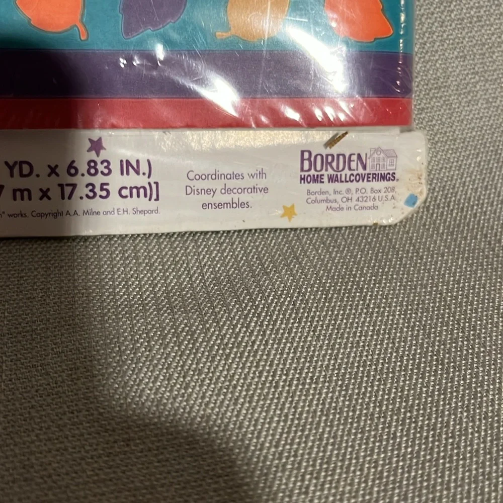 1993 Vintage Winnie the Pooh Self-Stick Wall Border by Borden Wall Coverings